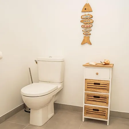 Sete, Thau Indigo B402 Сет